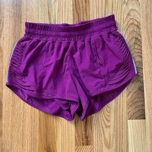 Lululemon Run Speed short with side ruching (2.5 inch) PURPLE Size 6